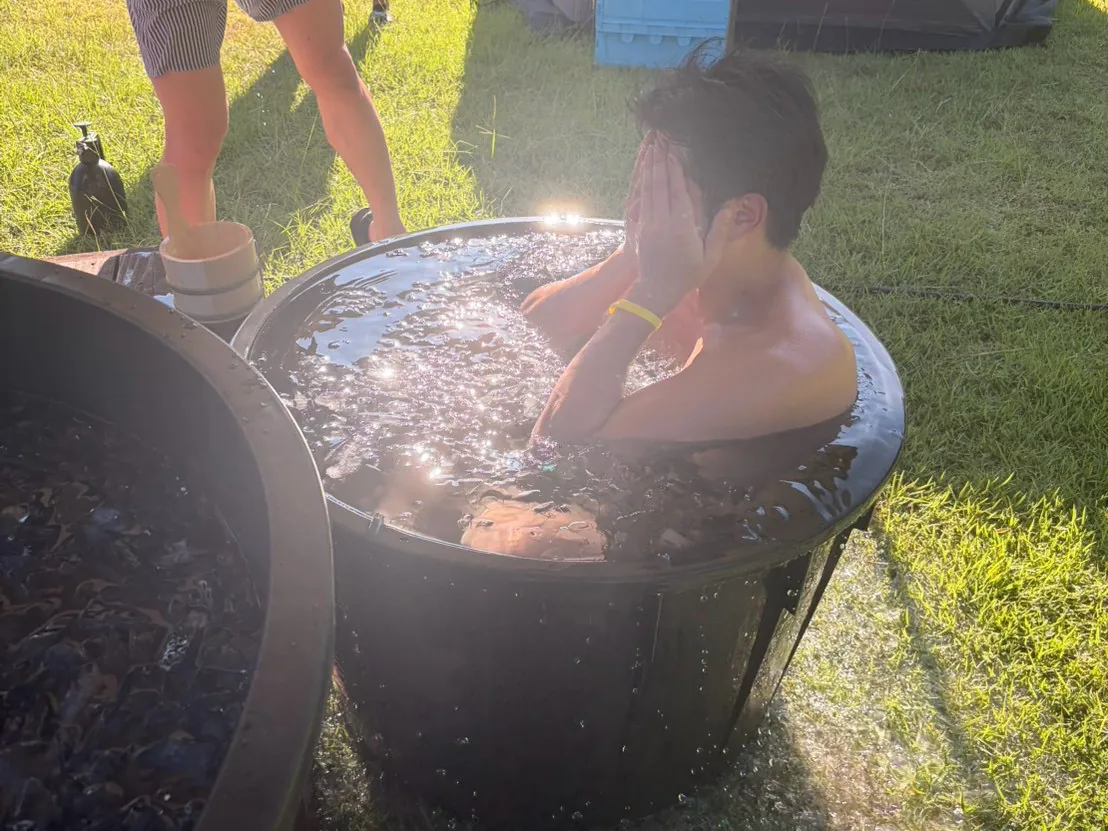 大容量の水風呂とアイスバス